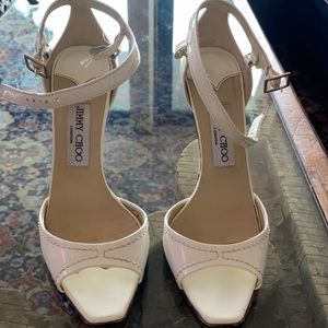 Jimmy choo white patent sandal needs small repair